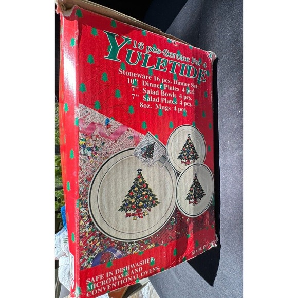 EHI YULETIDE China 16 Piece Set 4 Piece Place Setting Missing 1 Cup Original Box - Picture 12 of 12